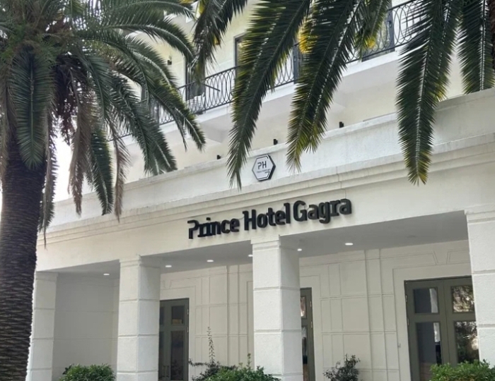 Отель «Prince Hotel Gagra» Гагра